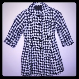 Houndstooth peacoat